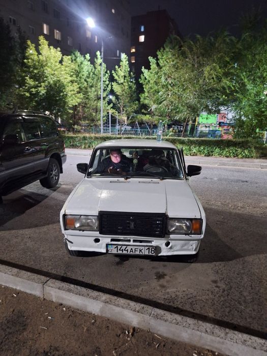 Ваз 2107 Инжектор 2008 год.