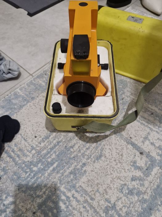 Нивелир на запчасти