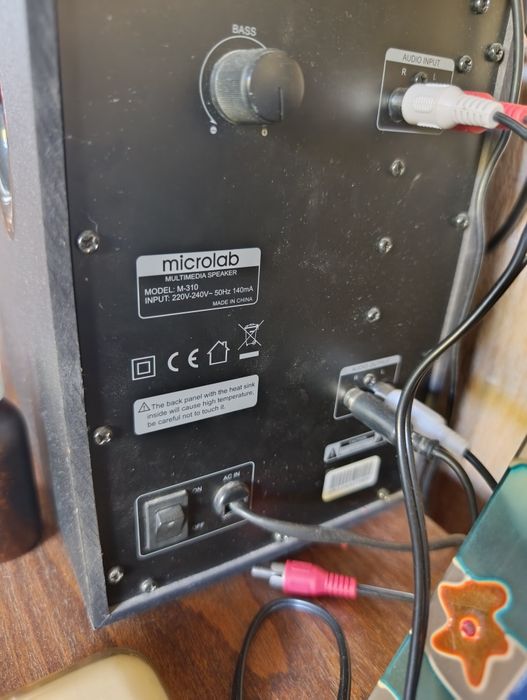 M-310 Microlab 2.1