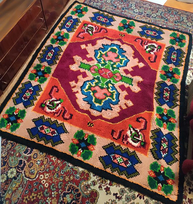 Автентични български китеници 100% вълна-чисто нови