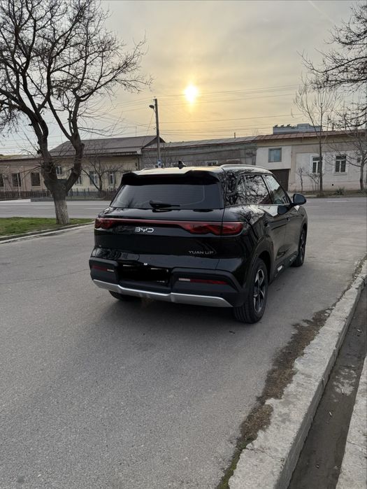 BYD Yuan Up srochno sotiladi ofitcial garantiyalik