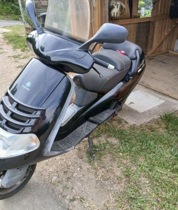 Vand sau schimb scuter 250cc