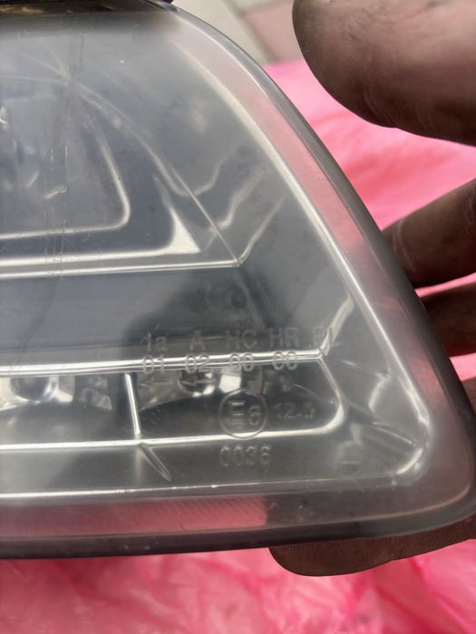 Faruri audi a4 b7 an 2005