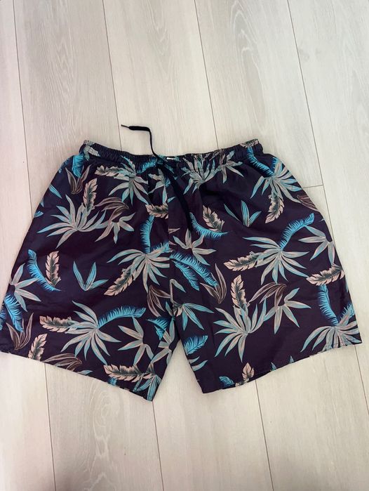 Мъжки къси пантолони 2бр. за 10лв