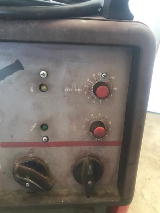 Aparat Argon cu Fir Mig 330 Elettro