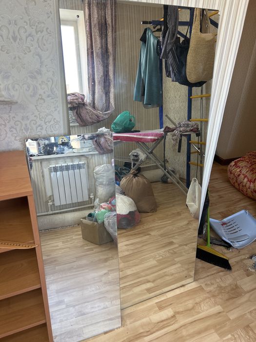Продам зеркала , две штуки , самовывоз