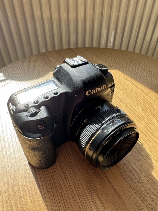 Canon 5Dmkii + 50mm f1.4