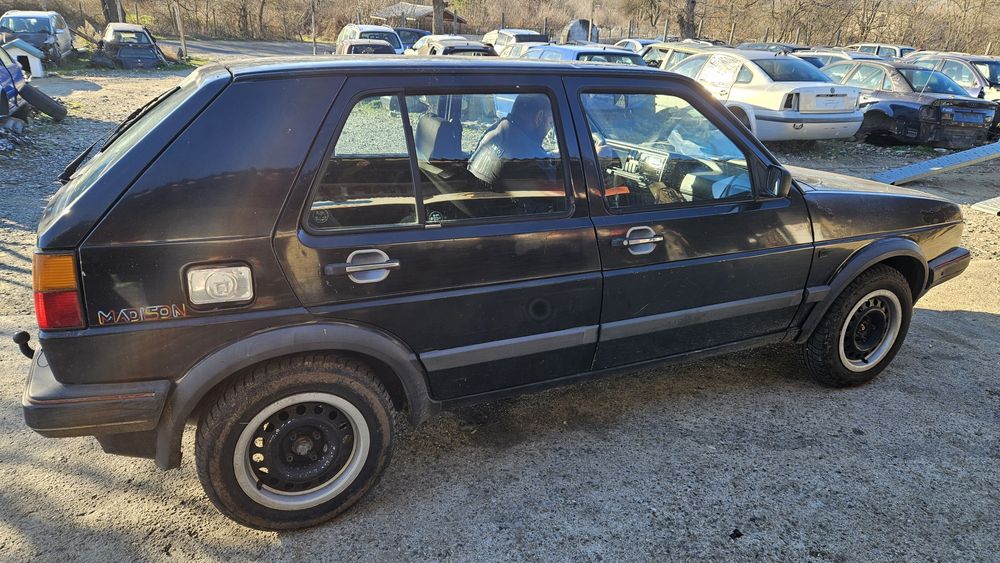 Голф 2 - 1.6 бензин на части