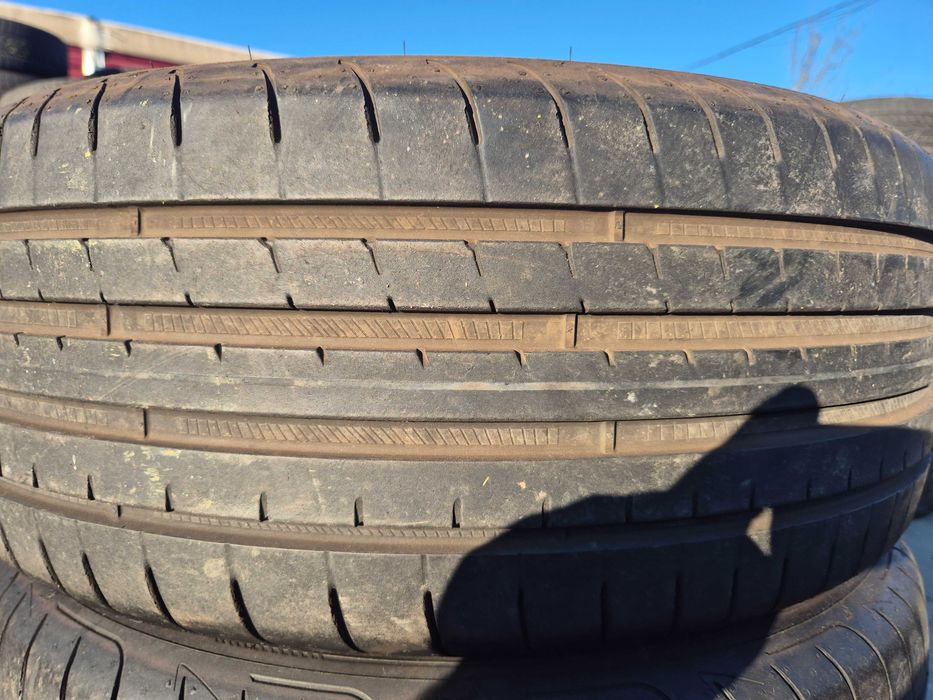 4 Anvelope de VARA - 235/45/19 - GoodYear - CA UNELE NOI - DOT 2022