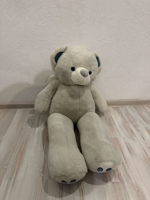 Плюшевый медведь
