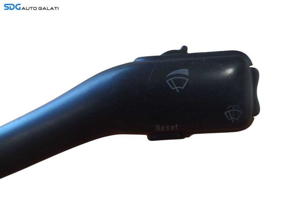 Ansamblu Maneta Manete Semnalizare Stergator Oglinzi Volkswagen Passat B5.5 2001 - 2005 Cod 8L0953513G [LR1738]