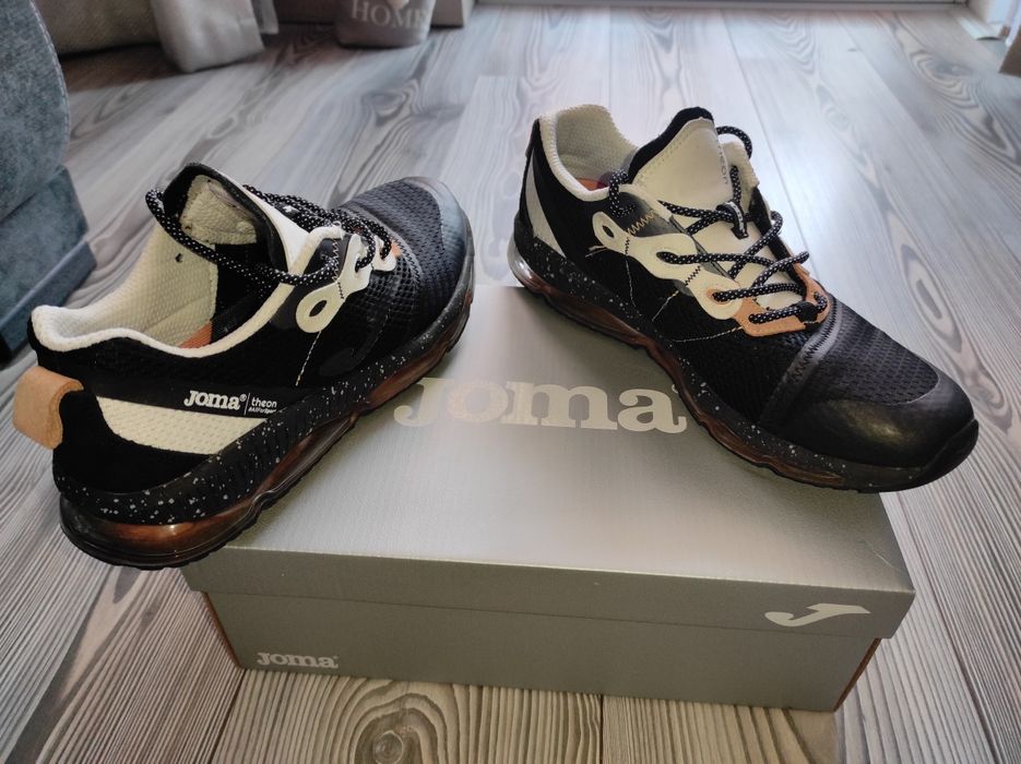 Adidași Joma Theon Trainers
