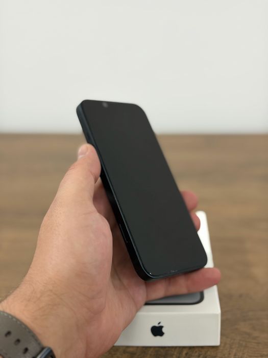 iPhone 14 midnight 128 gb