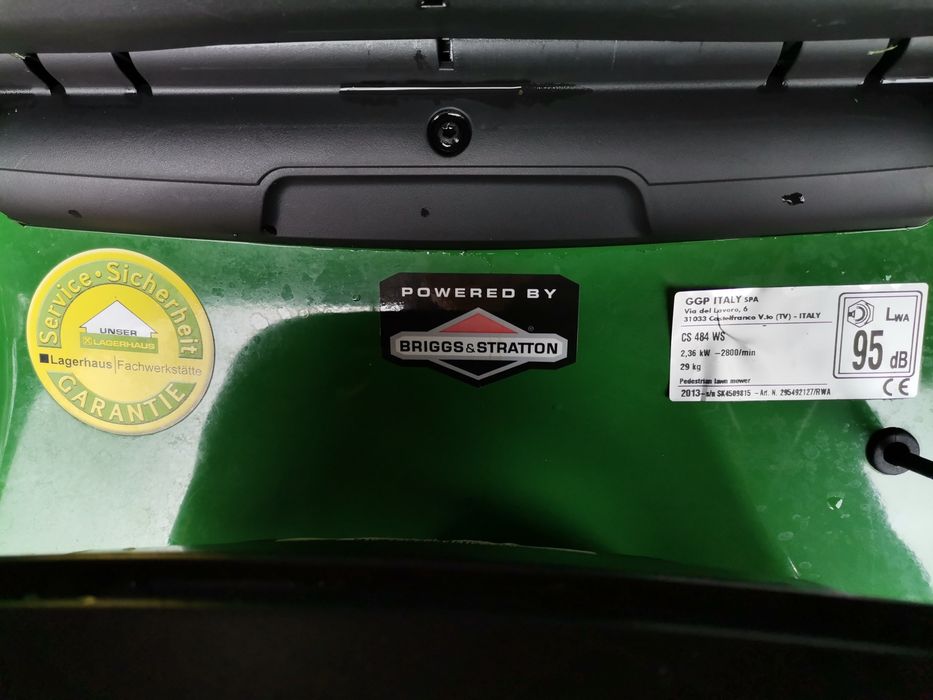 Mașina tuns iarba /gazon  benzina