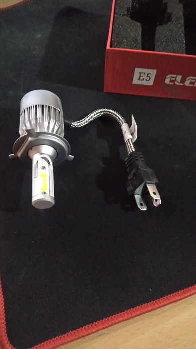 Лампочки LED на машину