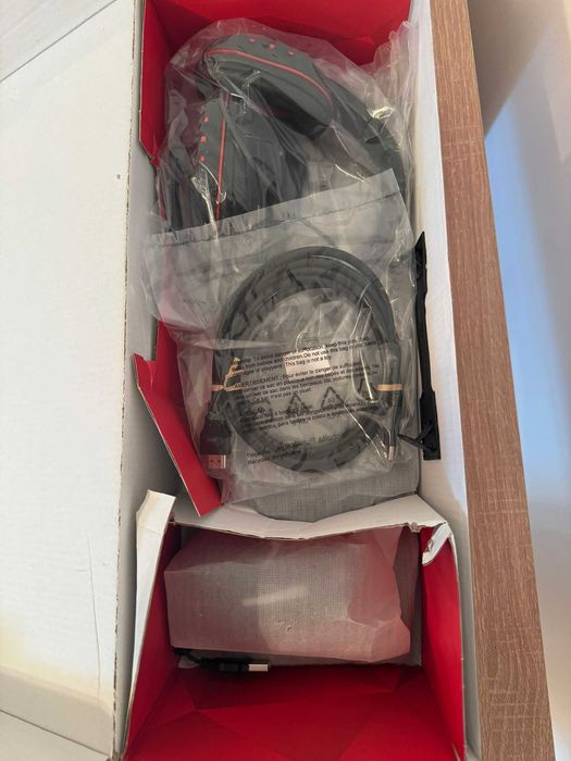 Set gaming, tastatura Mouse, Casti, Pad, Interlook,Iluminare RGB,Negru