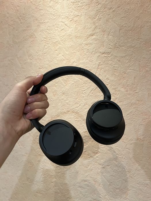 Наушник Sony WH-CH720N