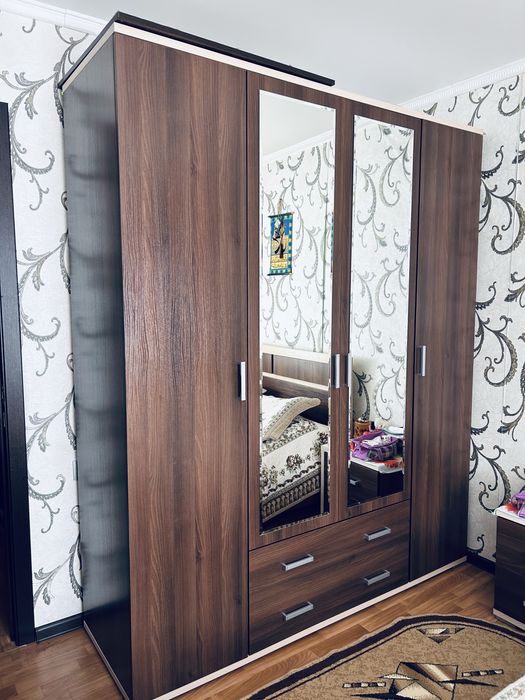 Спальный гарнитур