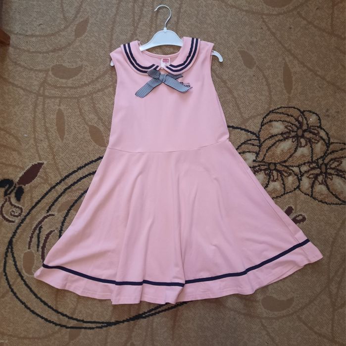 Платье на 9-10 лет для девочки