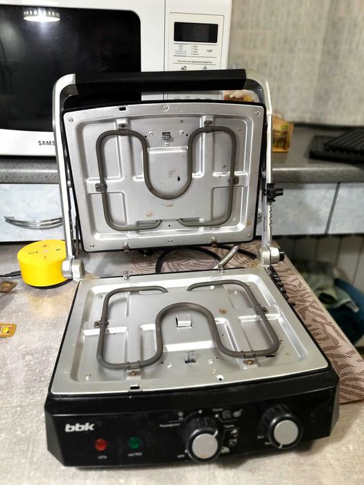 электрический гриль BBK