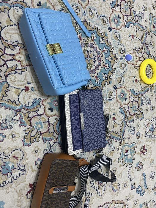 Продам сумки всех за 5000