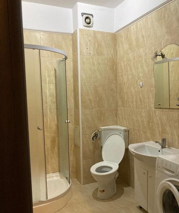 Proprietar inchiriez garsoniera 42 mp