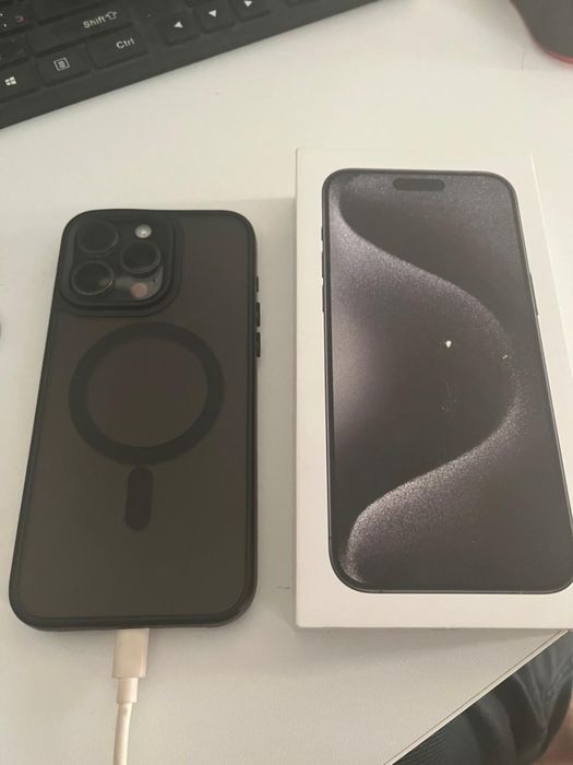 Айфон 15 про макс 256 мб