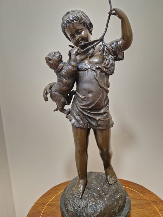 Уникална антикварна френска бронзова фигура скулптура