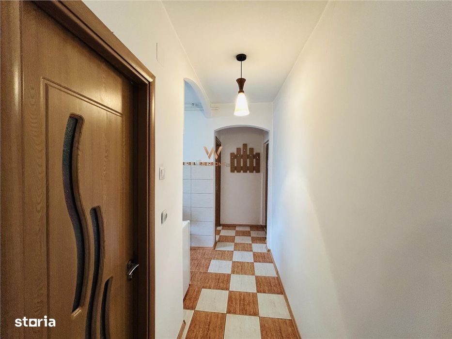 Ap cu 3 camere, balcon, etaj 25, mobilat si utilat complet