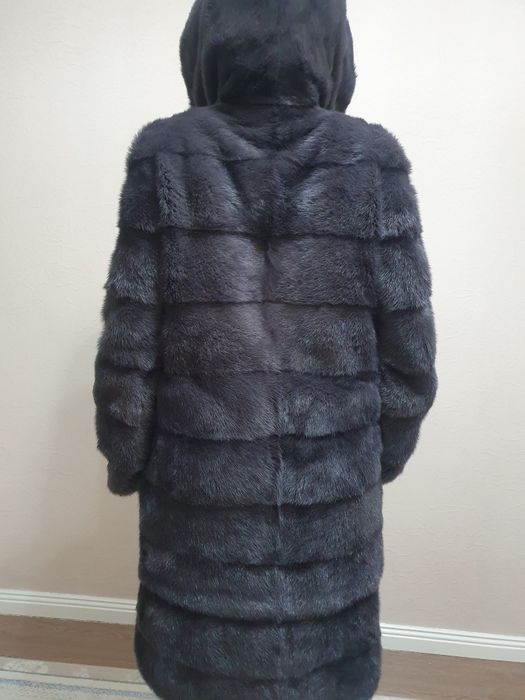 Продам норковый шубы разные