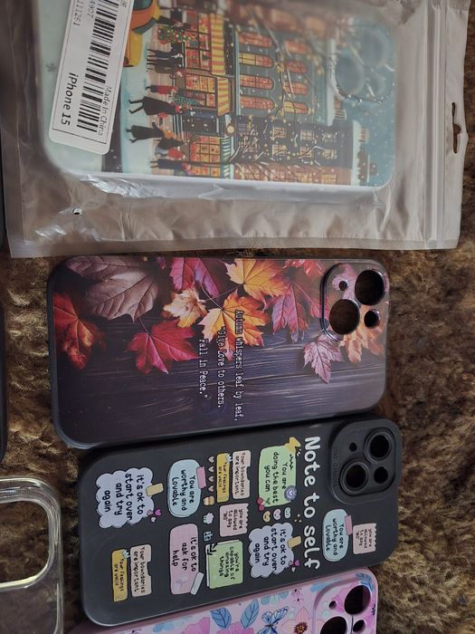 Vând Huse iphone 15