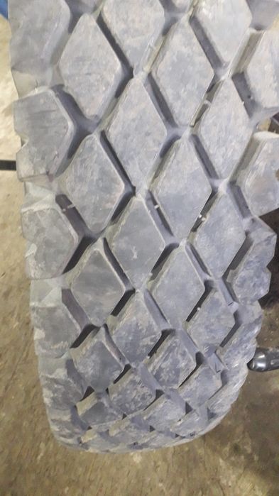 Шины 10р20. 2шт 80000тг