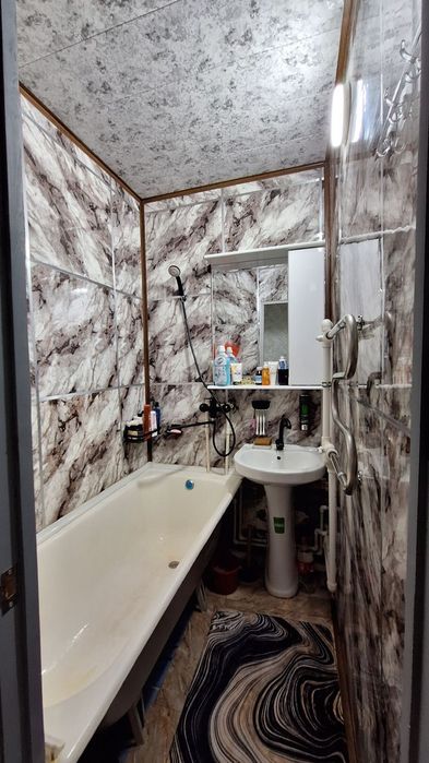 Қулайликларга эга 3 хоналик уй