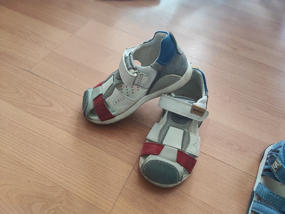 Детски сандали и чехли различни размери