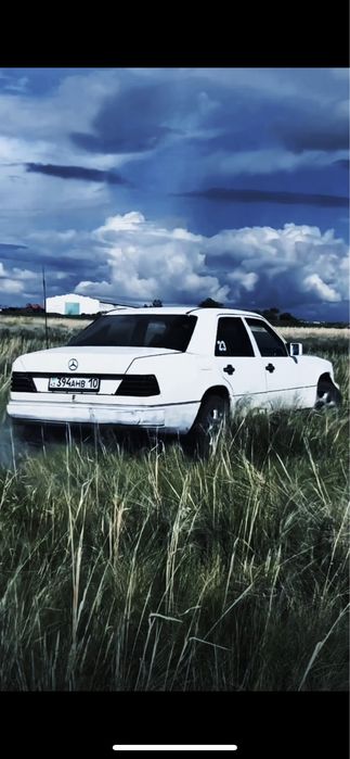 Продаи мерседес 124 е200