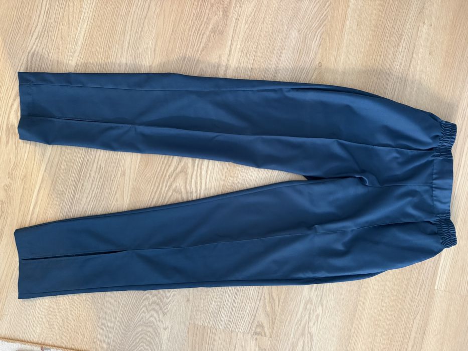 Костюм женский, размер 44