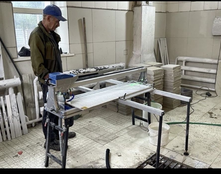 Плиткорез электрическая