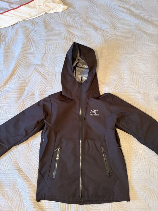 Ветровка arcteryx