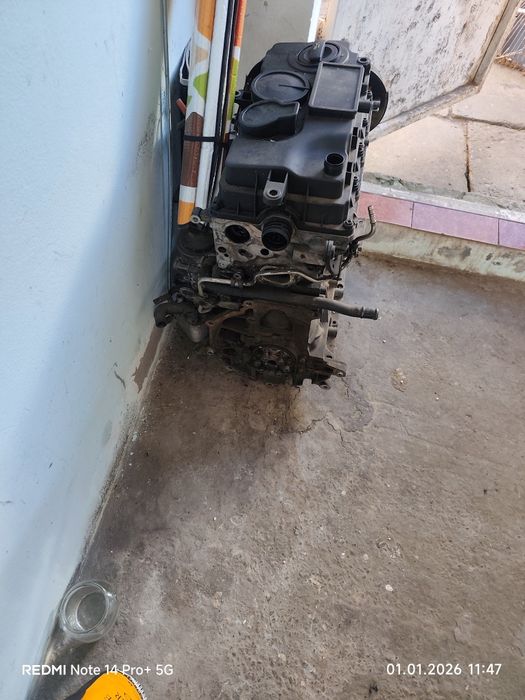 Dezmembrez sau vând complet motor passat b6 bmr
