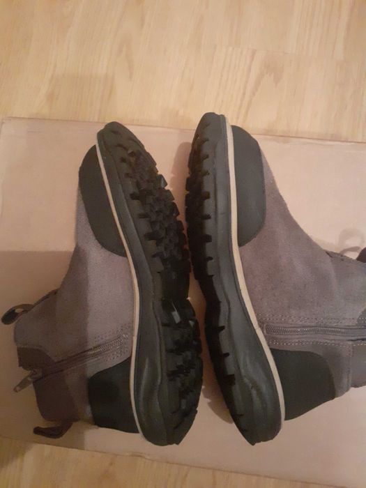 Ghete/botine ZARA din piele naturală, mărime 32