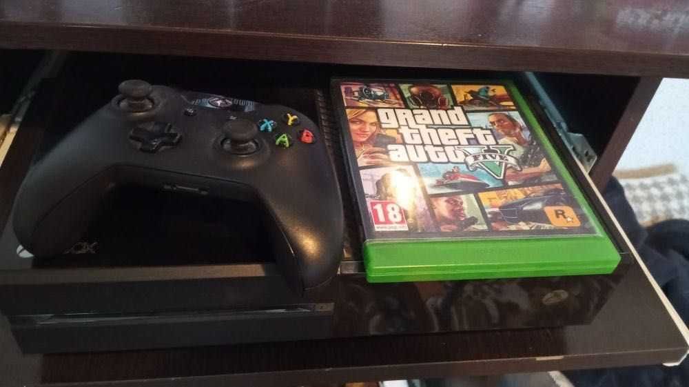 Конзола xbox one