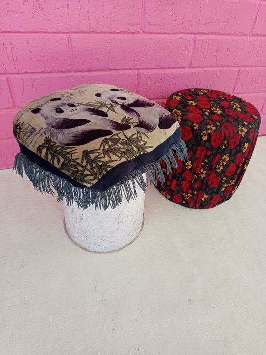 Пуфик фирменный .