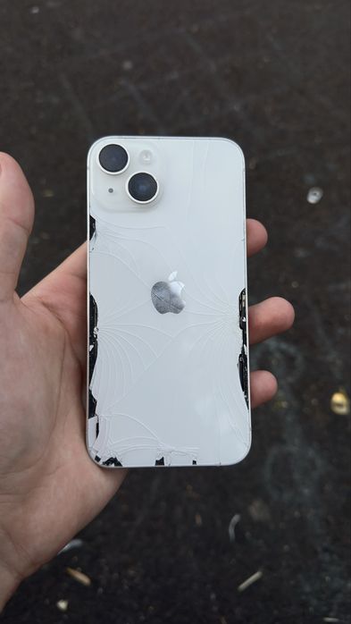 Продам iPhone 14