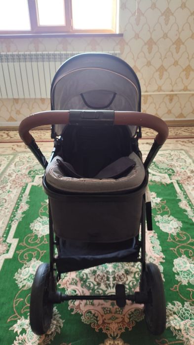 Коляска хорошем состоянии