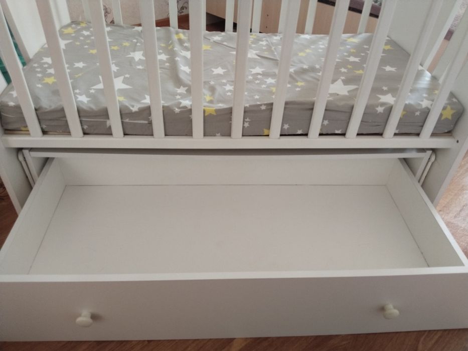 Манеж с матрасом