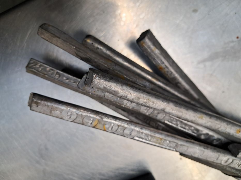 Калаи на пръчки общо 3.450гр