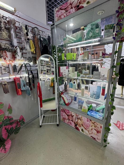 Продается бутик со всем содержимым