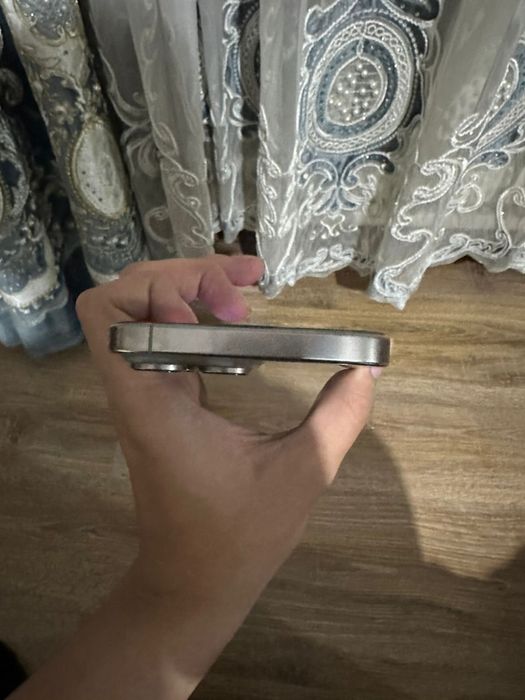 Iphone 16po max 100 % аккум