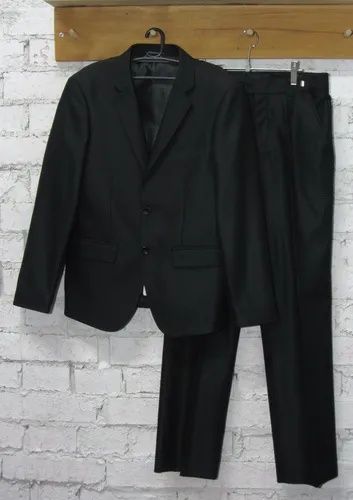 Костюм школьный .8-9лет