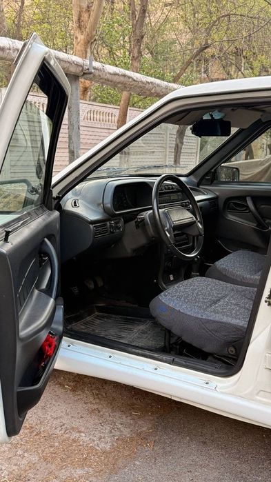 Лада Ваз 2115 год 2010 пробег 130.000